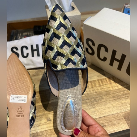 NIB Schultz Rose Nubuck and Fabric Mule - Picture 8 of 15